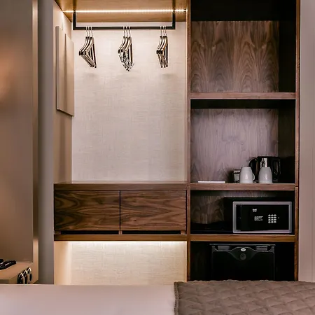 Hotel Portobay Teatro 4*