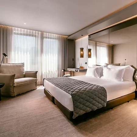 Portobay Teatro 4* ポルト