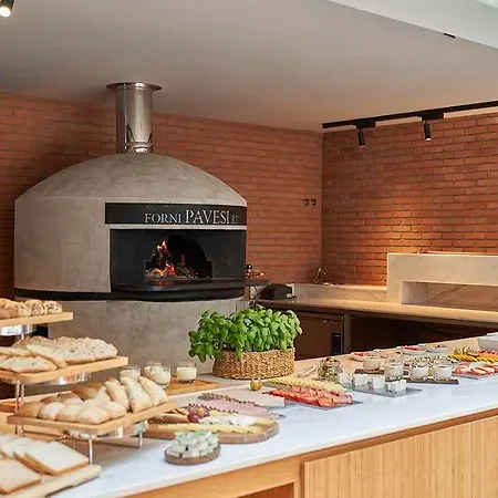 Hotel Portobay Teatro