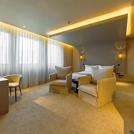 Portobay Teatro Hotel