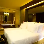 Portobay Teatro 4*