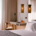 Portobay Teatro Hotel 4*