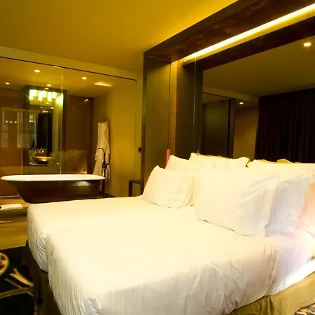 Portobay Teatro 4*