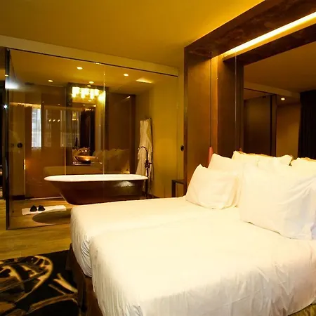 Portobay Teatro Hotell 4*