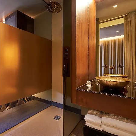 Portobay Teatro 4*
