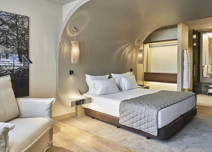 Portobay Teatro Hotell 4*