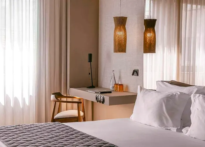 Portobay Teatro Hotell 4*